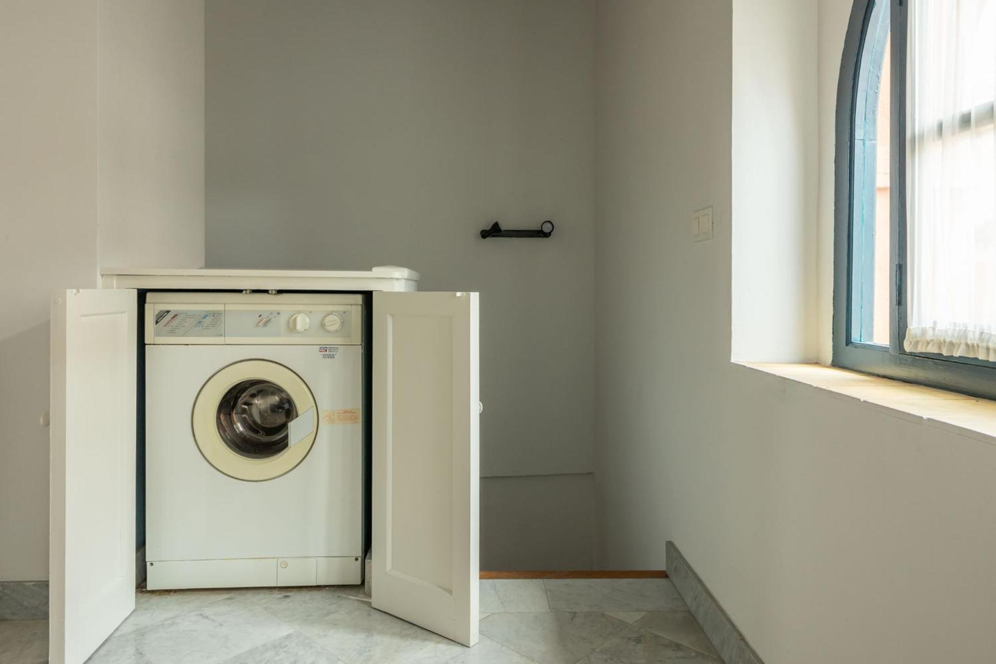 Villa Romana Kindly Apartment セビリア エクステリア 写真
